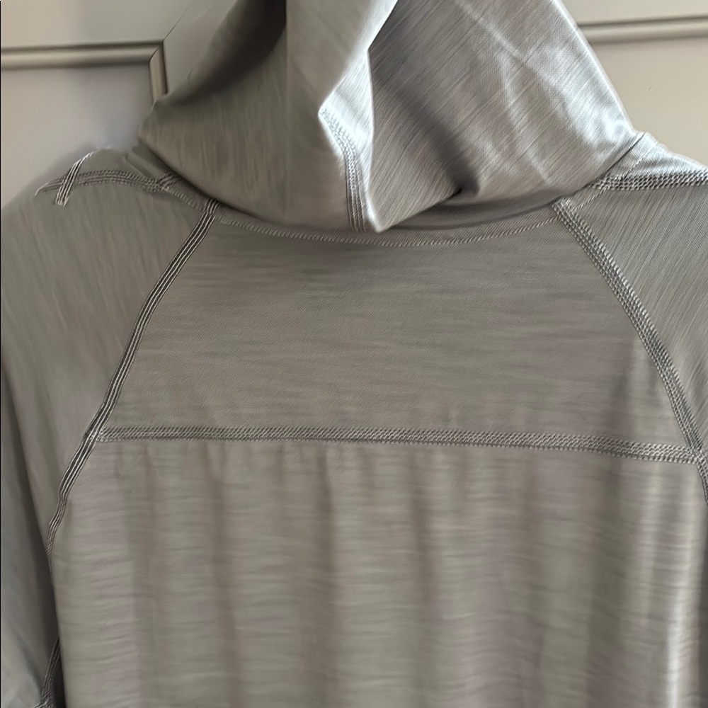 Tommy Bahama Gray islandactive XL hoodie - Picture 6 of 6